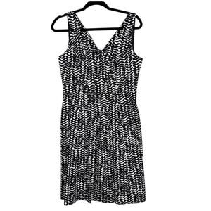 East 5th Fit & Flare Dress Abstract Black White Pattern Size 10 Vintage Flair